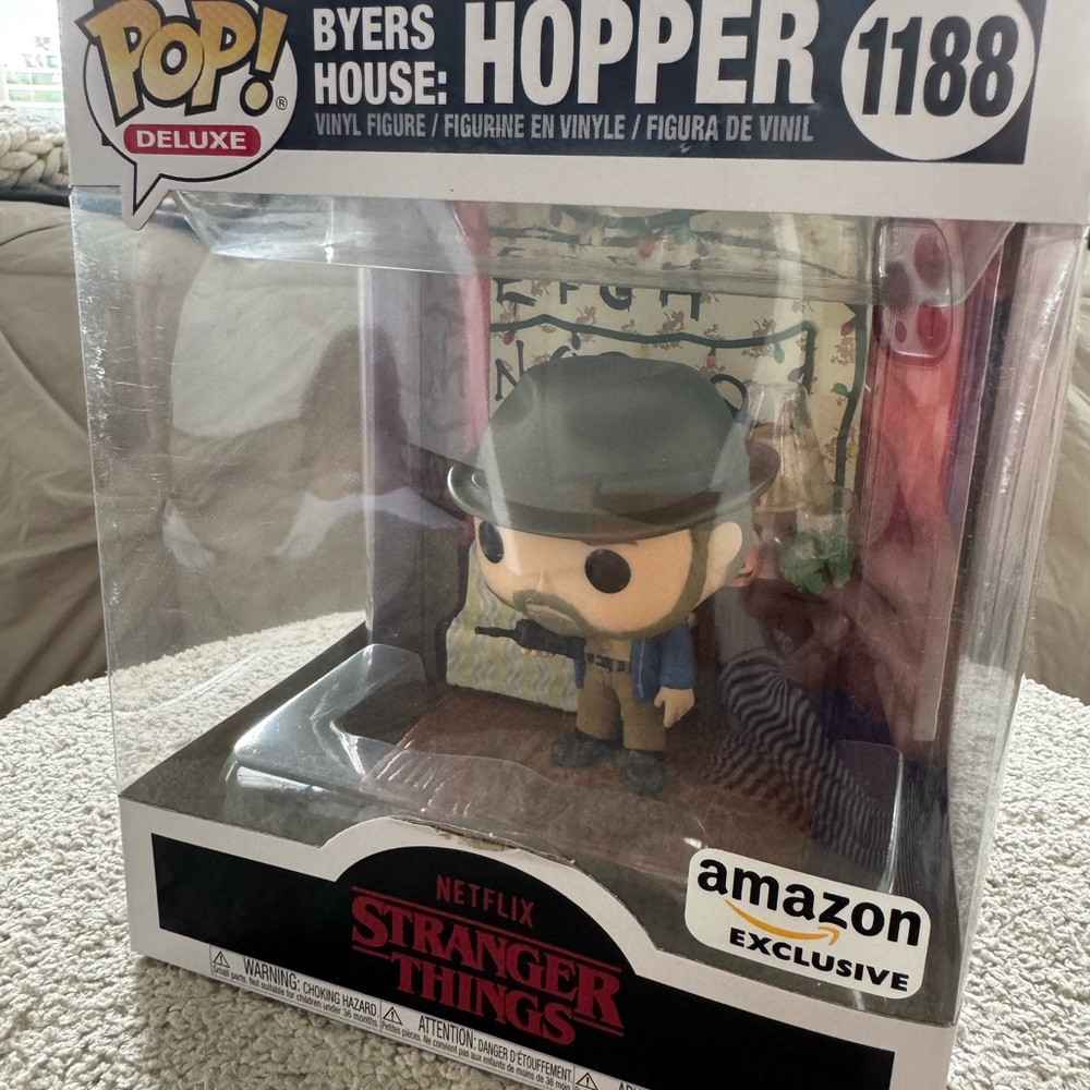 Funko Pop Deluxe Stranger Things Hopper Figure